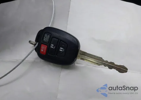 2015 Toyota Rav4 Xle from USA, damaged, VIN JTMRFREV0FD167216